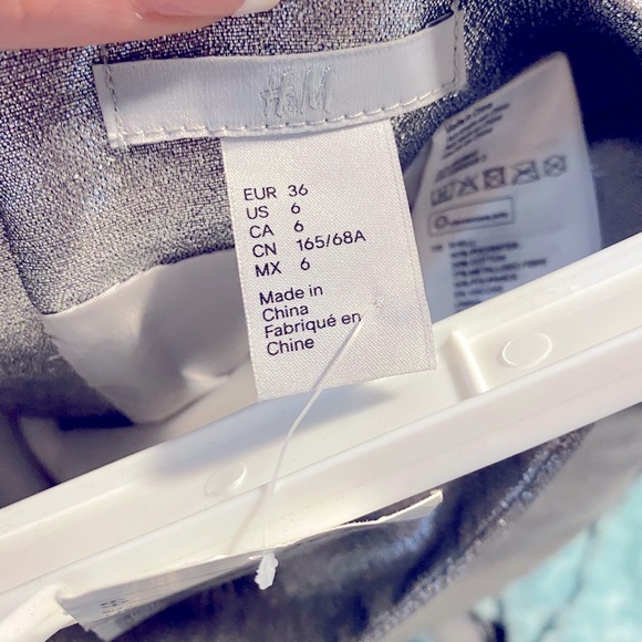 NWT Silver H&M Skirt - Picture 2 of 3